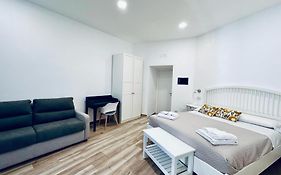 B&B Lara'S Home By I Borbone